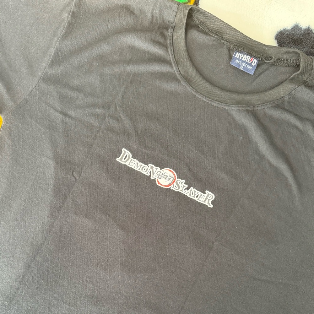 Anime TShirt: Demon Slayer - Picture 2 of 2